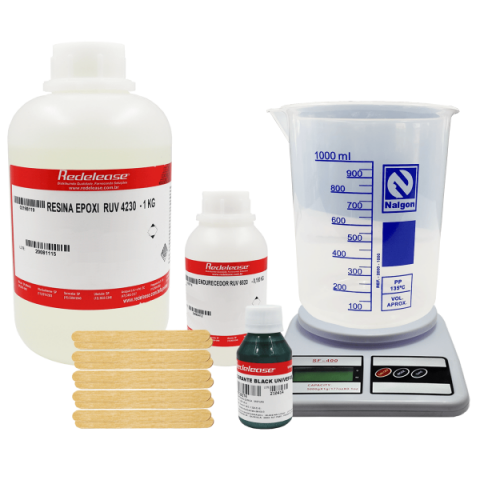 Kit Fabricação de Bandejas e Mesinhas Resinadas com Corante Black Universe Verde