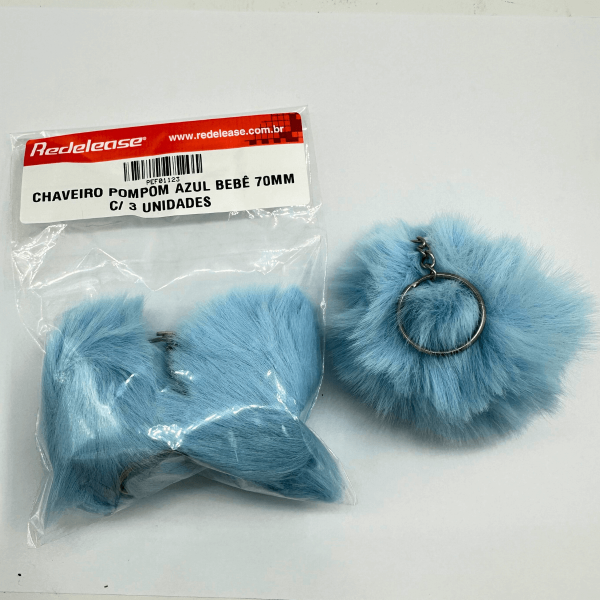 Chaveiro Pompom Pelúcia Azul Bebê 70 mm (3 Un)