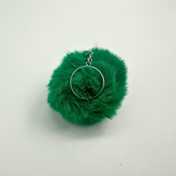 Chaveiro Pompom Pelúcia Verde Bandeira 70 mm (3 Un)