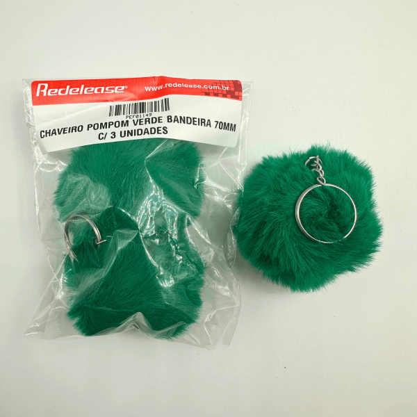 Chaveiro Pompom Pelúcia Verde Bandeira 70 mm (3 Un)