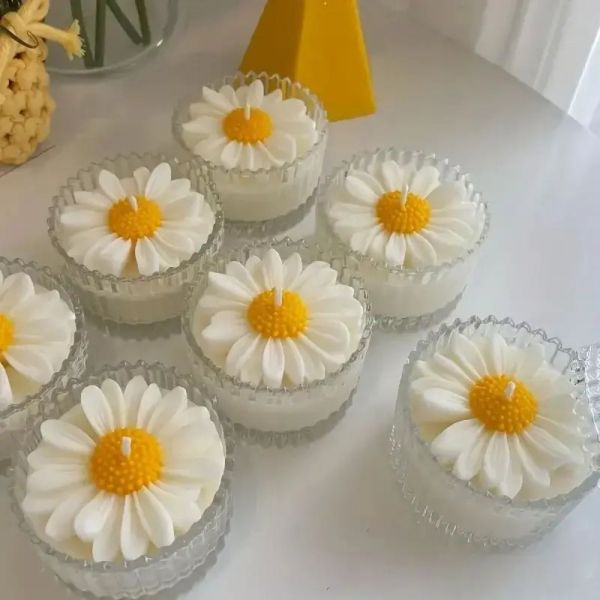 Molde de Silicone Margarida Com Furo