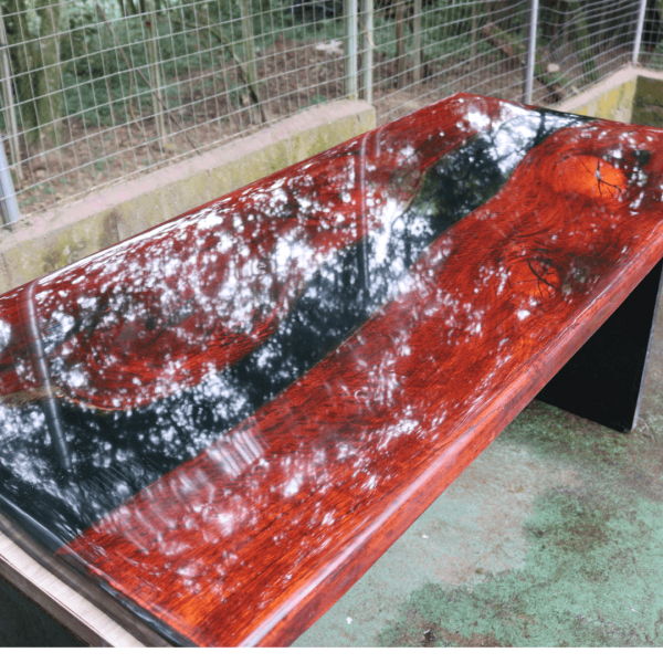 Resina 4231 Epoxi Transparente Para Médias Espessuras Com Proteção UV Com Endurecedor (1,430 Kg)